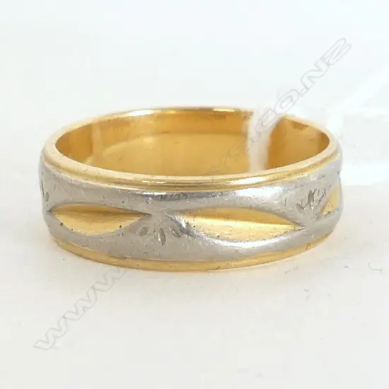 18CT PALLADIUM RING 4.5gms