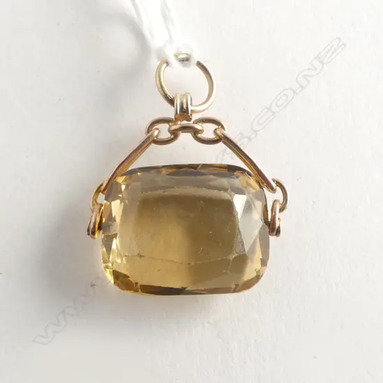 c1900 9ct CITRINE FOB SPINNER, 7.1gms