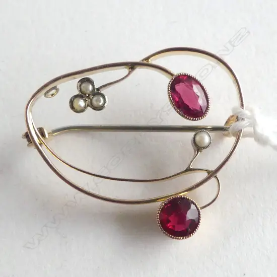 9CT GOLD ART NOUVEAU BROOCH