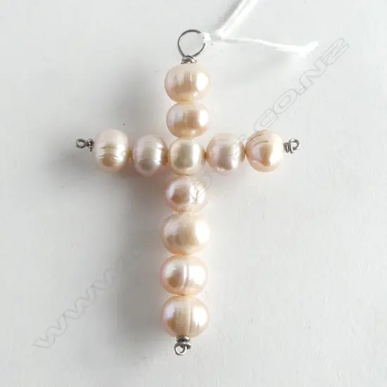 PEARL CROSS