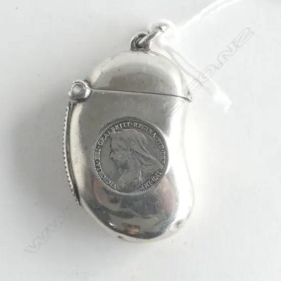 SILVER VESTA IN SHAPE OF A KIDNEY, BIRM.1900