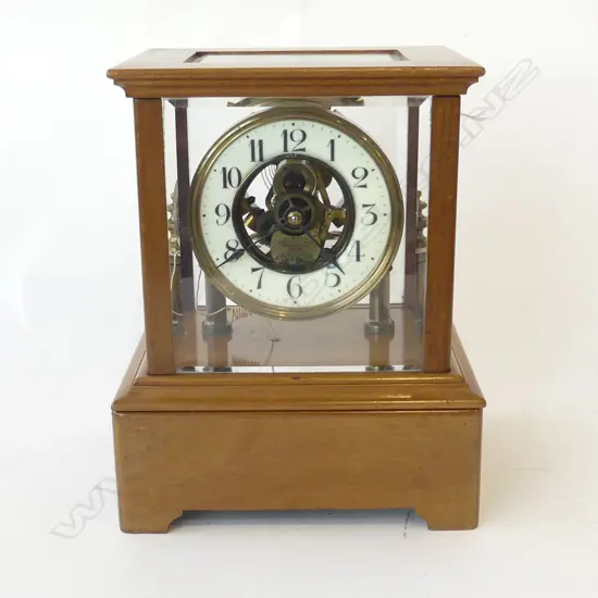 4 GLASS CLOCK; EUREKA LONDON 210x170x260mm