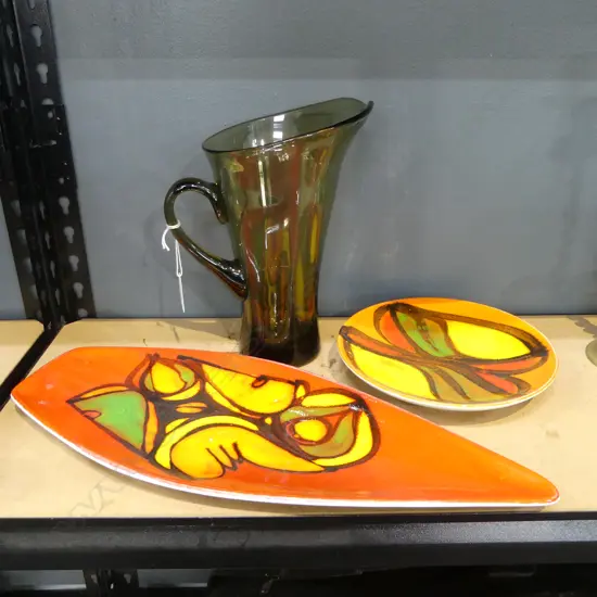 2 POOLE DISHES W.440mm & 205mm dia + GERMAN GLASS JUG H.240mm