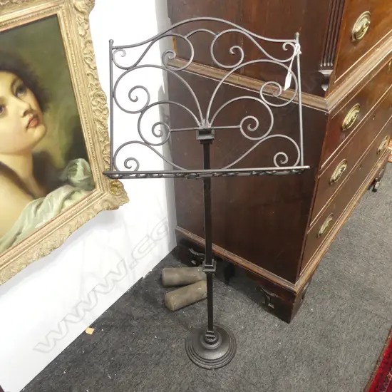 BLACK METAL MUSIC STAND H.1000 / 1230mm