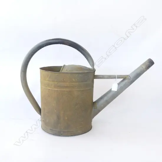 VINTAGE FRENCH GALVINISED WATERING CAN, WATER TIGHT H.400mm