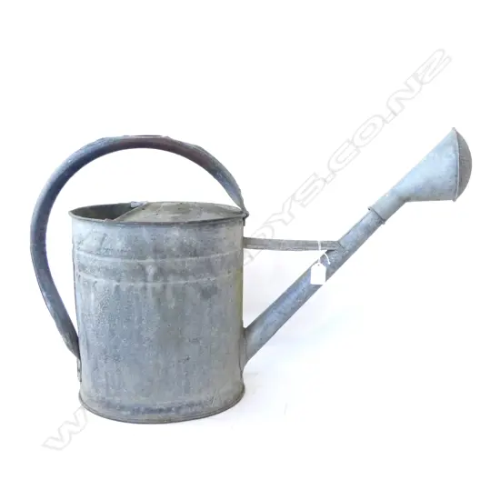 VINTAGE FRENCH GALVINISED WATERING CAN, WATER TIGHT H.450mm