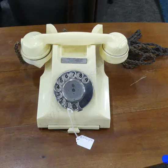 VINTAGE WHITE DIAL PHONE