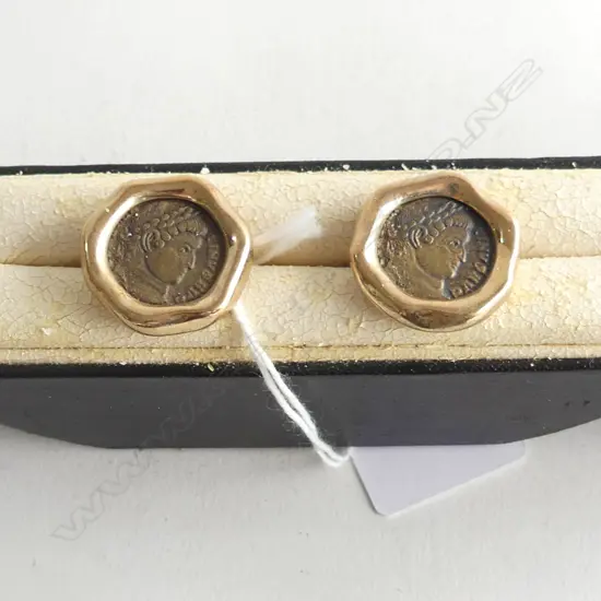 PR 9ct CUFFLINKS w CENTRAL FAUX ROMAN COIN  24.7gm