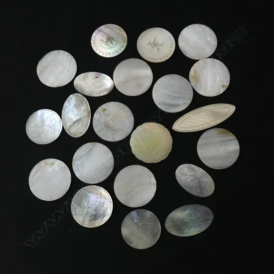 21 ANTIQUE MOTHER OF PEARL ENGRAVED GAMING TOKENS 16 ROUND & 5 OVAL, L.30MM-48MM