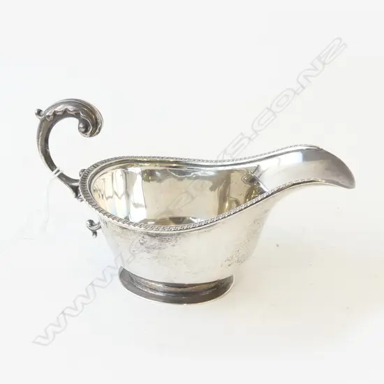 STG SILVER JUG, B'HAM 20thC 74gms