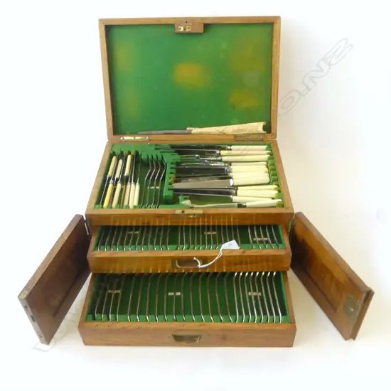 LG OAK CUTLERY CANTEEN; ASST IVORINE PCS & 2 DRAWERS OF ADDITIONS, TOP LIFTS, 440 x 300 x 200mm