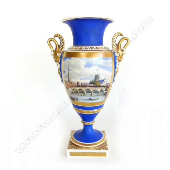 EARLY VICTORIAN CHAMBERLAIN'S WORCESTER VASE swan handles H.235mm. Finely painted with...