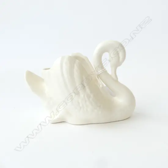 SMALL CROWN LYNN WHITE SWAN L.140MM