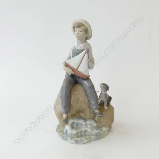 LLADRO #5166 'SEA FEVER' H.235mm