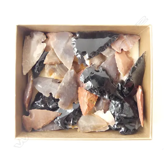 FLINT & OBSIDIAN ARROW HEADS, ARIZONA L.40mm