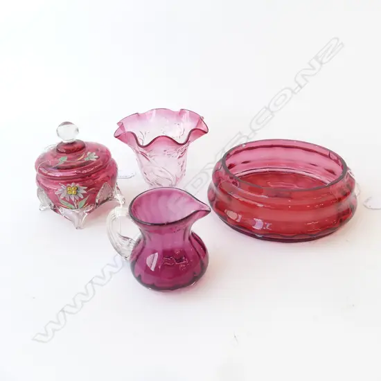 4PCS VICT CRANBERRY GLASS BOWL DIA 200 LIDDED JAR H120 JUG & LAMPSHADE