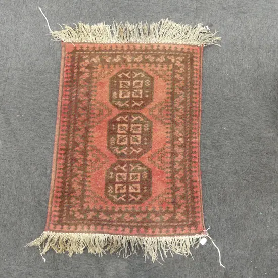 HAND KNOTTED ALL WOOL AFGHAN RUG 1040x790mm