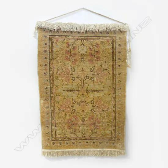 SMALL PERSIAN HAND NOTTED SILK WALL RUG TREE OF LIFE PAT L590 W480MM