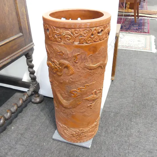 REDWARE JAPANESE C1910 UMBRELLA STAND