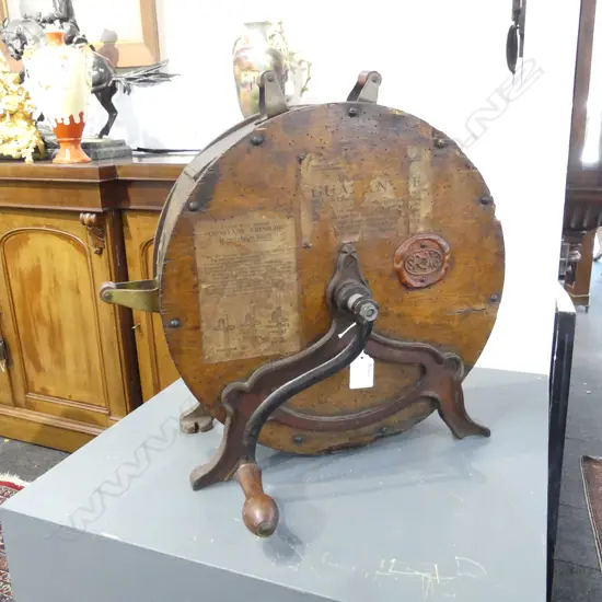 ANTIQUE KNIFE SHARPENER H.400mm (OLD BORER HOLES)