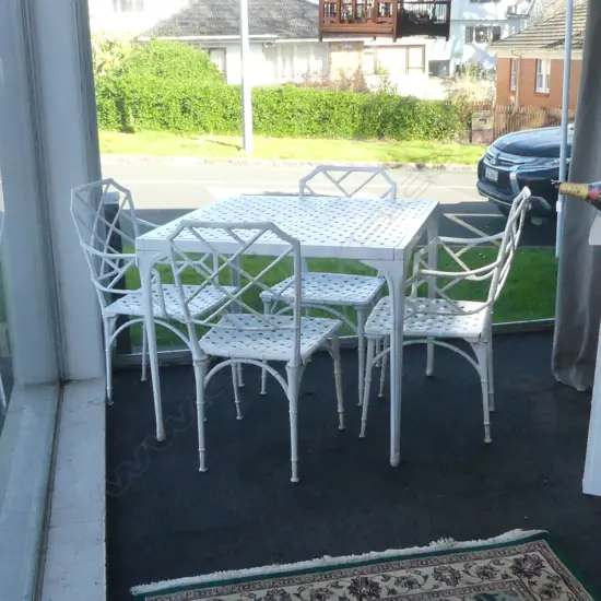 ENDERSLEA OUTDOOR 'MALACCA' ALUMINIUM SQUARE TABLE & 4 CHAIRS: 2 ARMCHAIRS 2 NORMAL.