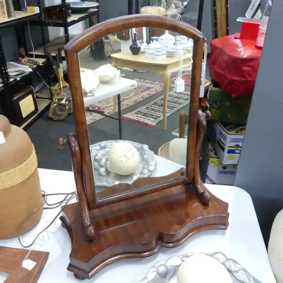 VICTORIAN MAHOGANY TOILET SWING MIRROR serpentine base. H.650mm