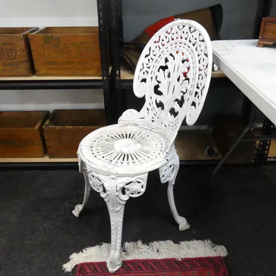 WHITE METAL PATIO CHAIR