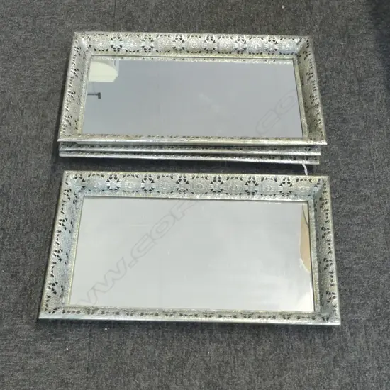 4 MIRRORED TRAYS 285x470mm each