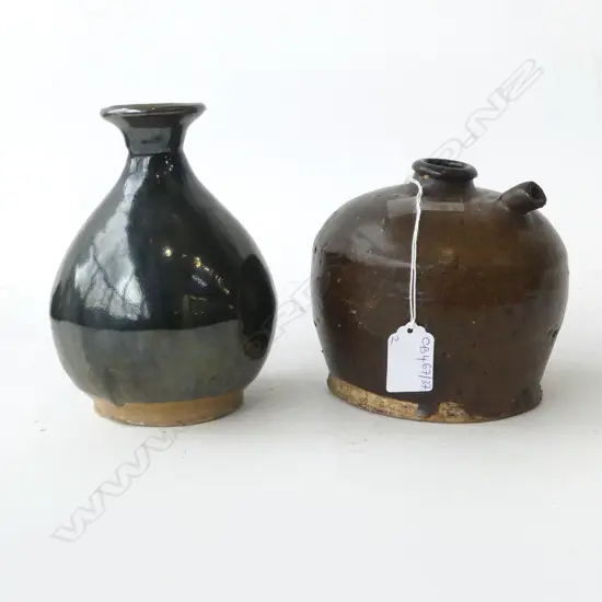 2 CHINESE 'BROWNWARE' VESSELS H.160mm