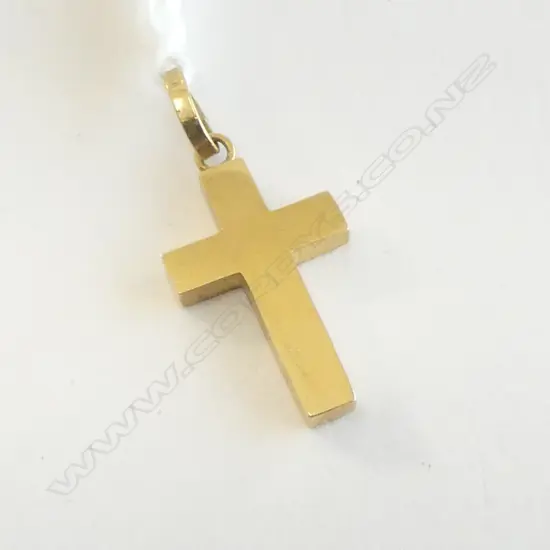 18ct YELLOW GOLD CROSS PENDANT 1.24gms