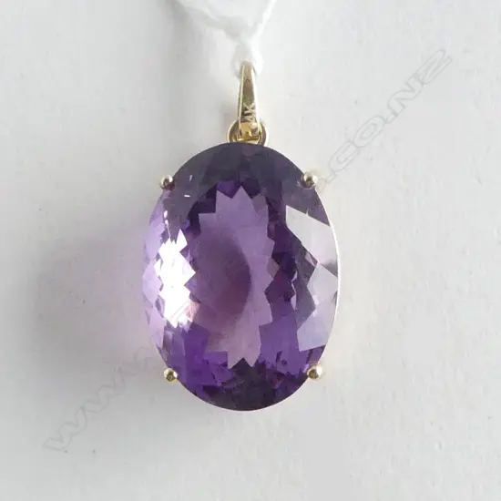 14ct GOLD & FACET CUT AMETHYST PENDANT