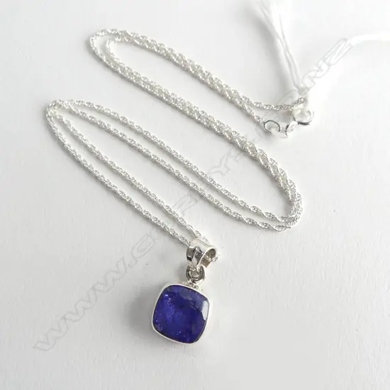 SILVER SET TANZANITE PENDANT, CUSHION CUT ON SILVER CHAIN