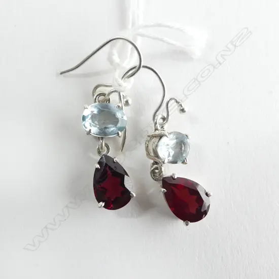 SILVER SET BLUE TOPAZ & GARNET DROP EARRINGS