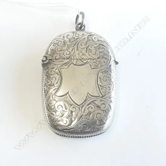 Birmingham 1902 Edwardian SILVER ENGRAVED VESTA pendant loop to top