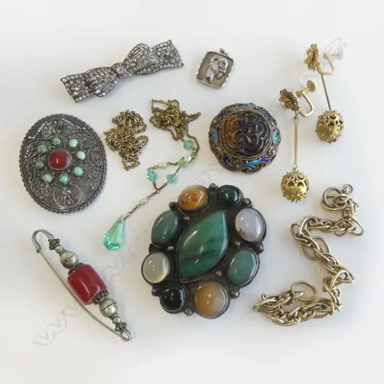 5 COSTUME GEM SET JEWELLERY PCES + NECKLACE + BRACELET + EARRINGS + PENDANT some silver