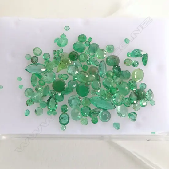 10CT MIXED FACETED EMERALDS