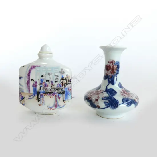 CHINESE FAMILE ROSE SNUFF BOTTLE H80MM &  SMALL IMARI PAT CHINESE VASE H80MM