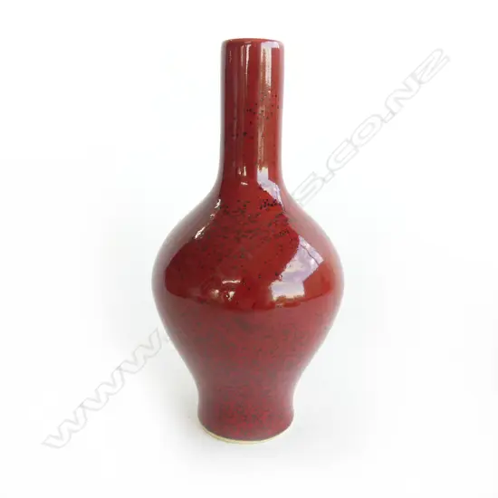 CHINESE RED GLAZED VASE H.170mm rim repaired