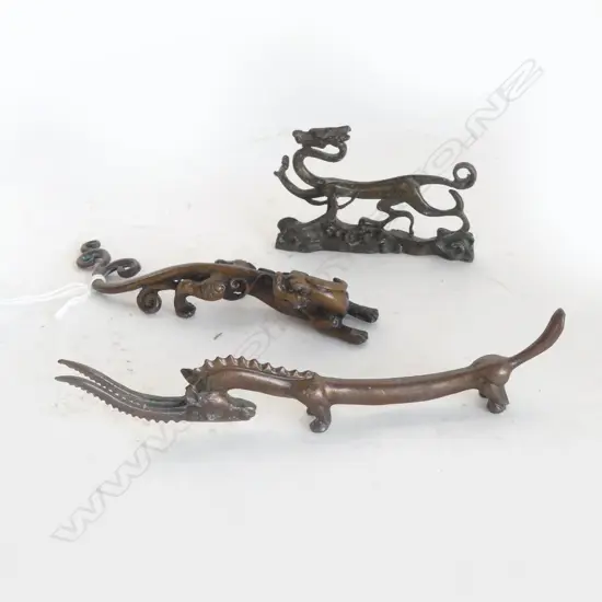 3 ORIENTAL BRONZE ANIMALS L.185mm
