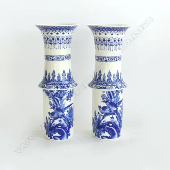 PR ORIENTAL B/W VASES H.370mm