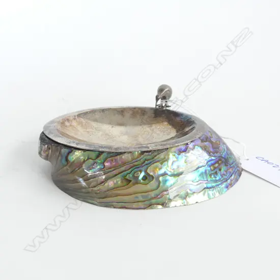 ATAAHUA 1960/70's SILVER PLATE KIWI DISH ON PAUA. l.125MM. labelled