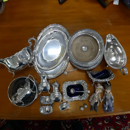 ASST. EP INCL. 3 DECANTER LABELS + 2 ANTIQUE DOLLS