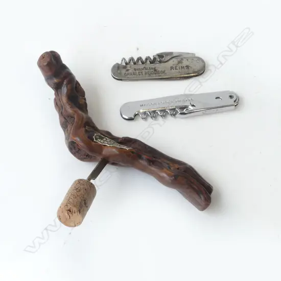 WOOD HANDLED CORKSCREW/2 WINE KNIFE CORKSCREWS