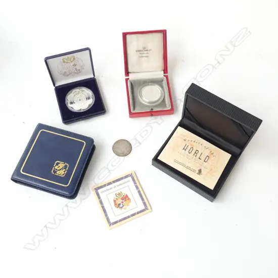 SILVER INGOT 'Wonders of The World' 25.55gms + Tonga 1999 silver proof 1 Paánga + 3 other COINS 