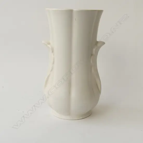LG WHITE SHORTER & SON VASE H.300mm