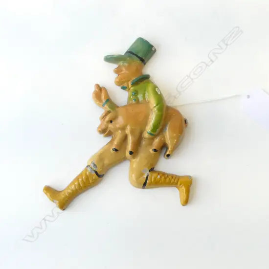 C.1900’S ‘TOM TOM THE PIPERS SON’ NURSERY RHYME CAST METAL WALL PLAQUE MADE IN ENGLAND, L.160MM