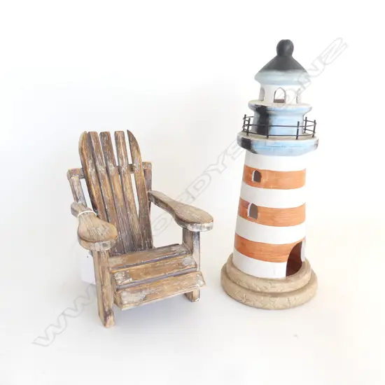 CERAMIC LIGHT HOUSE H.280mm + CAPE COD ADIRONDACK CHAIR H.180mm
