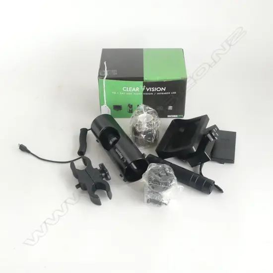 SECURE LYFE 'CLEAR VISION' HD DAY & NIGHT VISION SET, AS NEW IN BOX