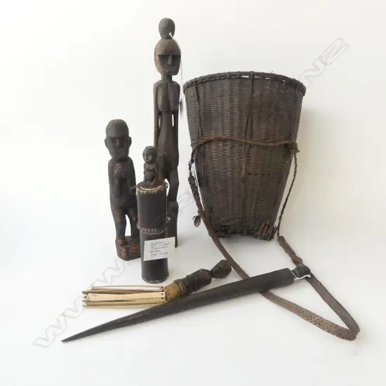 VINTAGE WICKER BACK PACK H300 2 WOOD FIGURES & 3 SHARMANIC PCS