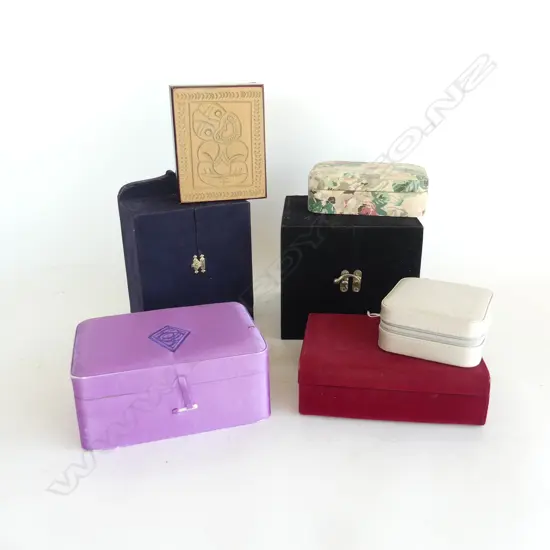 7 JEWELLERY BOXES
